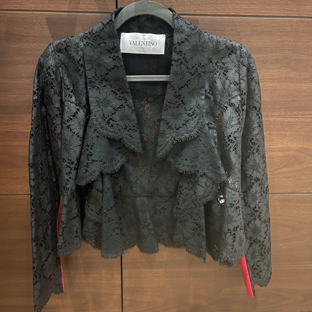 Valentino lace blazer size 6